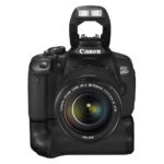 EOS 650D FRA FLASH UP w EF-S 18-135mm w BG