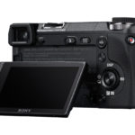 CX76000_tilt_lcd_1