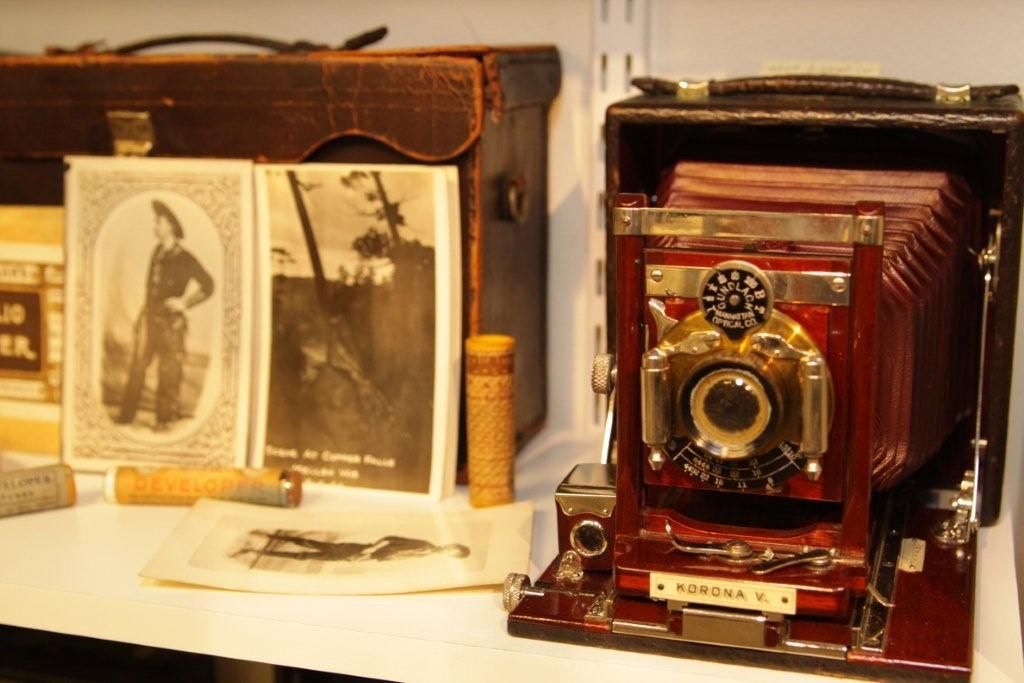 Une incroyable collection de 600 appareils photo anciens en vente sur