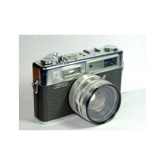 799px-Yashica_Electro_35.jpg