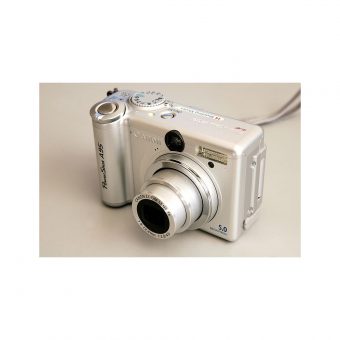 800px-Canon_powershot_a95.jpg