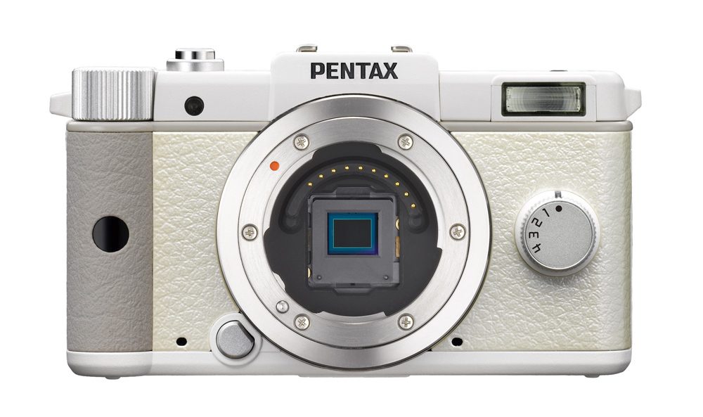 Pentax-Q_a3_white.jpg