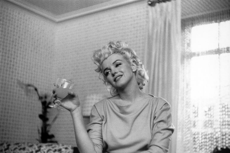 marilyn-monroe-retro-45.jpg