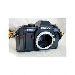 Nikon_F-301.jpg
