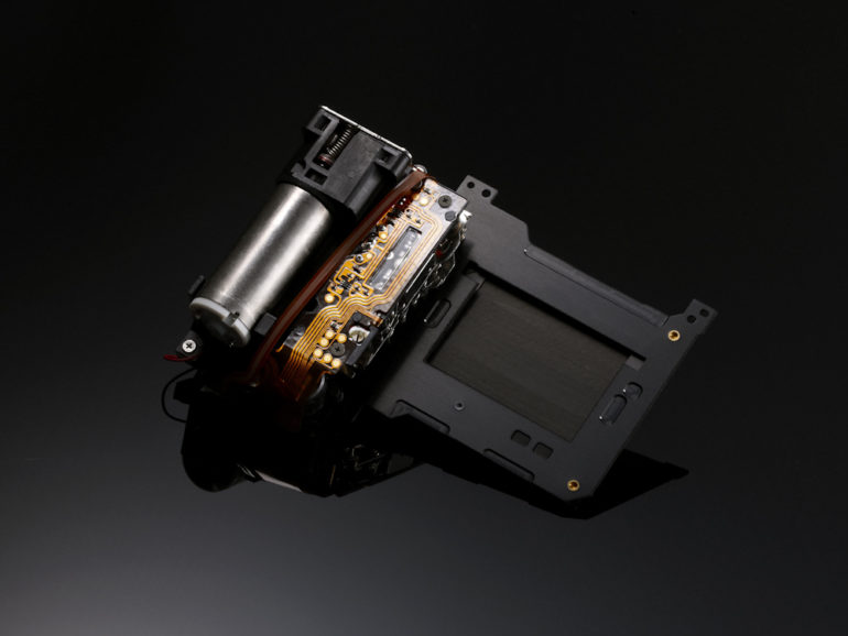 63_EOS-1D X_design_parts_SH_EUR