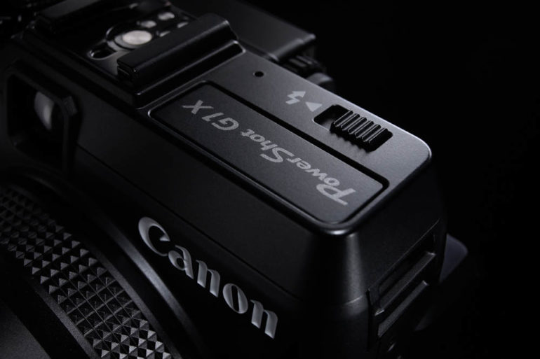 PowerShot G1 X Gallery 05 flash2