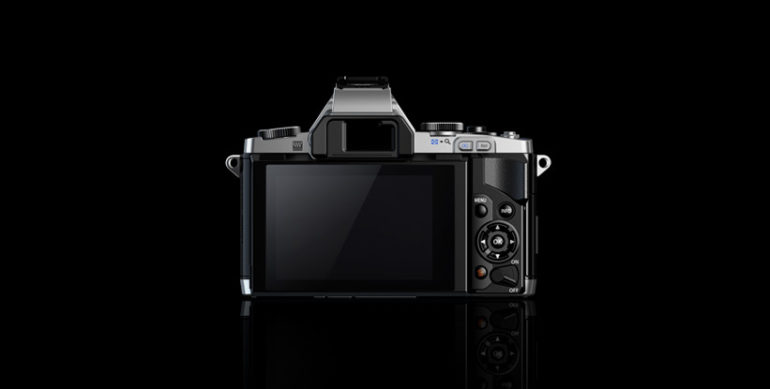 om-d-e-m5-black-11