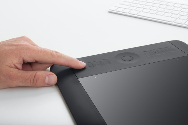 Darren Higgins specializes in portraiture and commercial product photography.