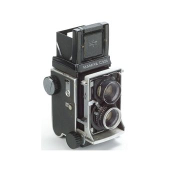 8.-Mamiya-C220-2.jpg