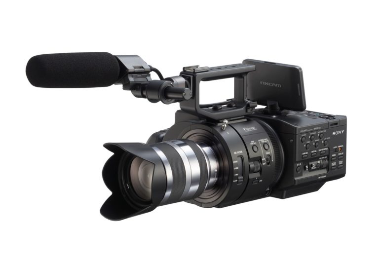 SonyPro_NEX-FS700_02.jpg