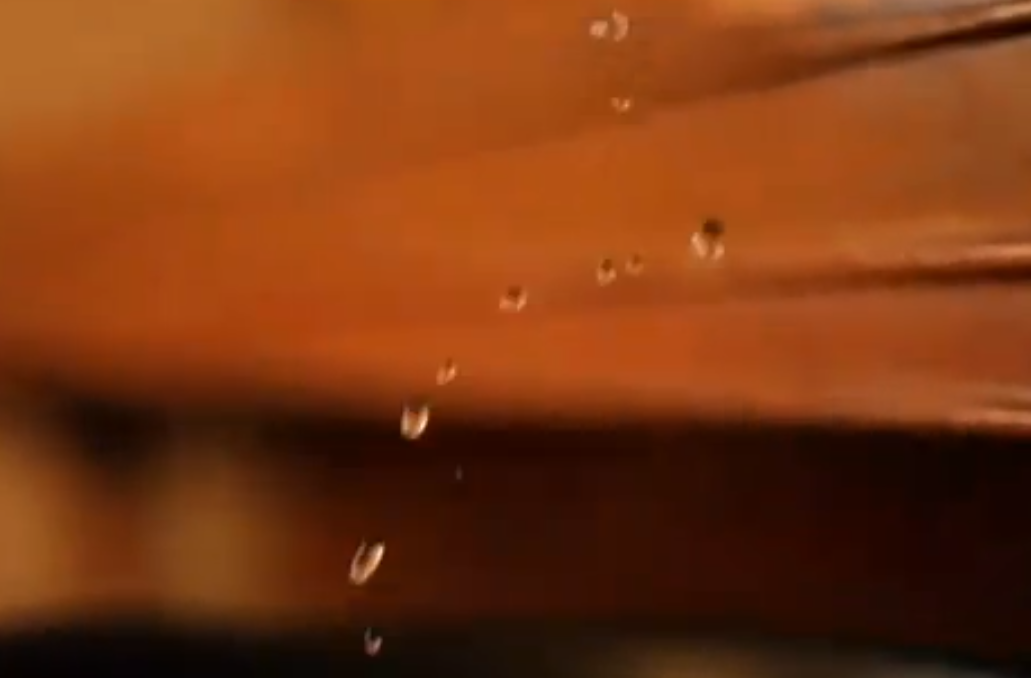 Figer l'eau grâce à l'effet stroboscopique Lense