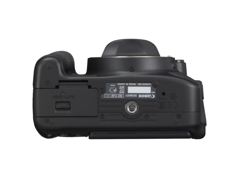 EOS 650D BOTTOM