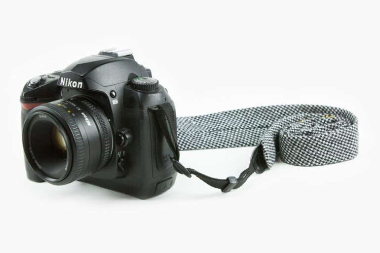 camera-strap-tie-08c7.0000001342561378.jpg