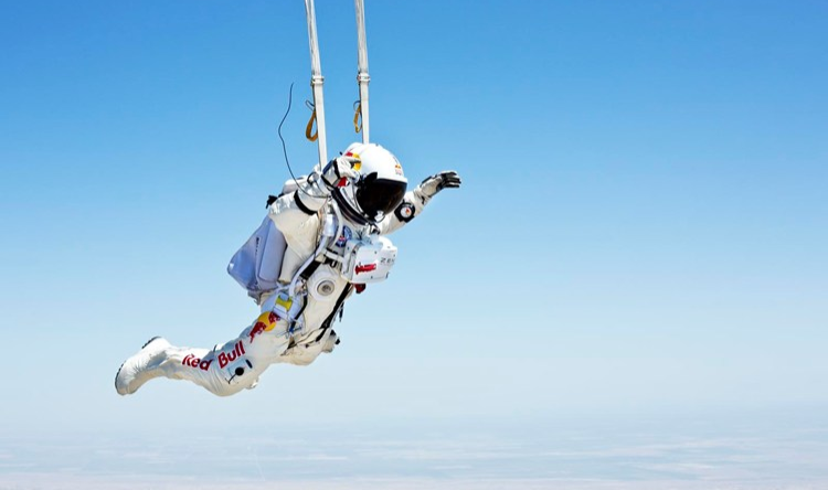 red-bull-stratos-2.png