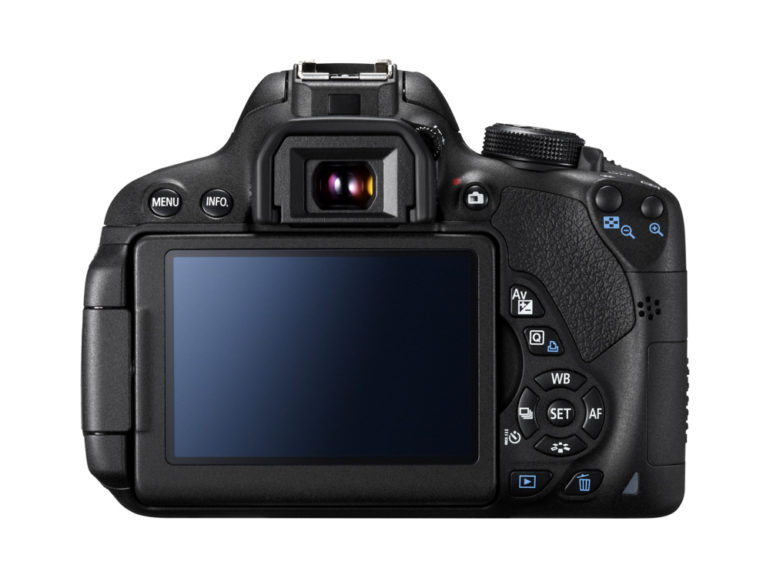 EOS 700D BCK LCD VISIBLE
