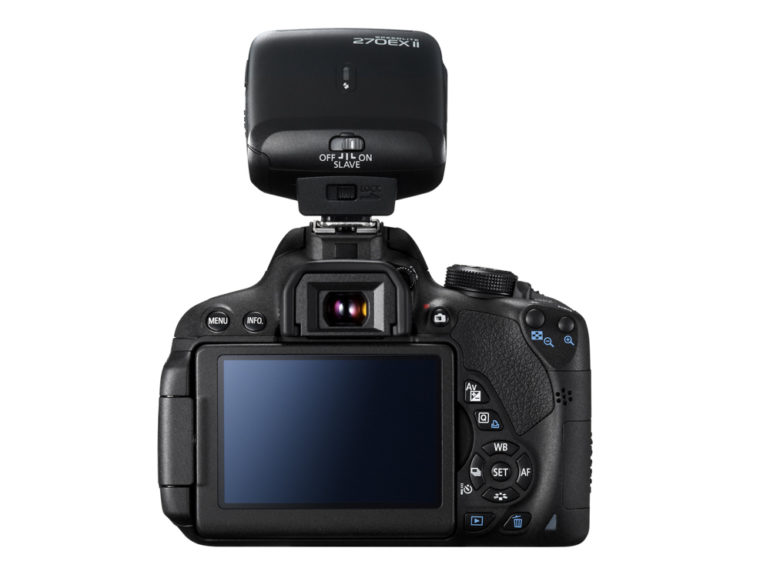 EOS 700D BCK SPEEDLITE 270EXII w EF-S 18-135mm IS STM