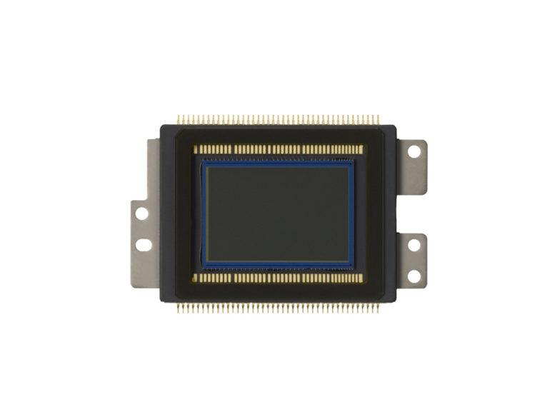 EOS 700D CMOS SENSOR