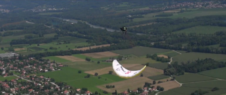 The-Sounds-of-Aerobatic-Paragliding-Colossal.png