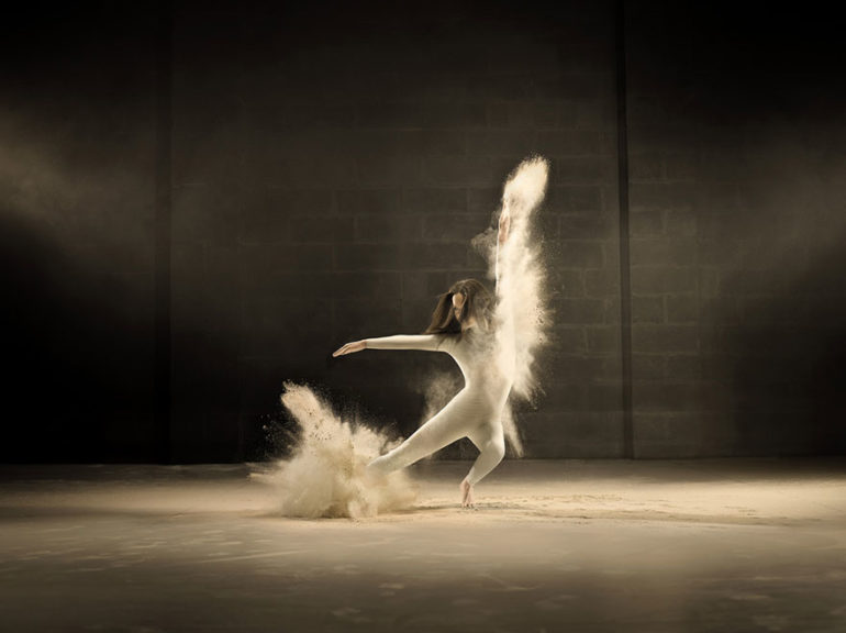 dance-performance-powdered-milk-campaign-jeffrey-vanhoutte-4.jpg