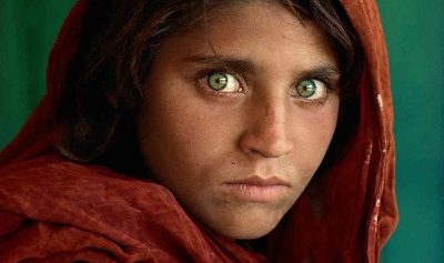 mccurry_custom-d8f18fad4de9bb35b8dcb13c51d529c0f290463f-s6-c30-400x6001.jpg