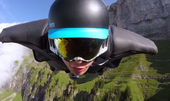 FireShot-Capture-Gorgeous-GoPro-Video-of-a-Wingsuit-Glid_-http___laughingsquid.com_gorgeous-go.png