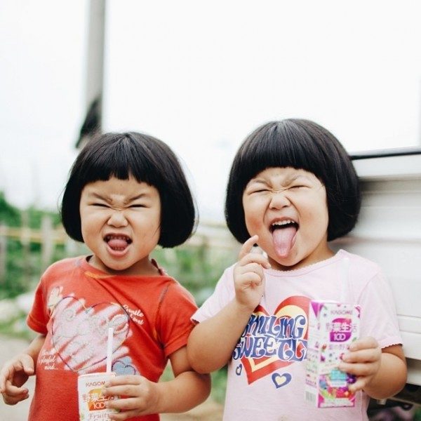 Akira-Oozawa_Twins_06-600x6001.jpg