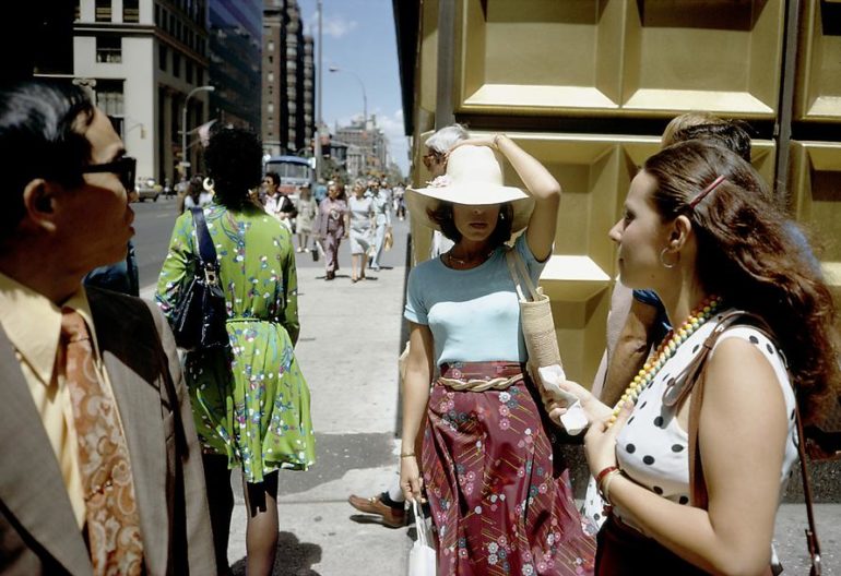 Street-Scenes-of-the-US-in-the-1970s-13.jpg