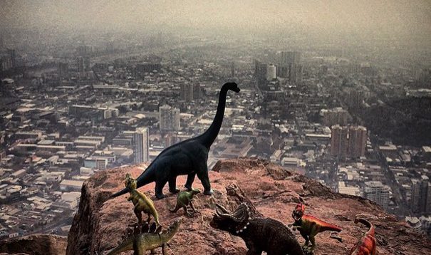 travel-photography-dinosaur-toys-dinodinaseries-jorge-saenz-1722.jpg