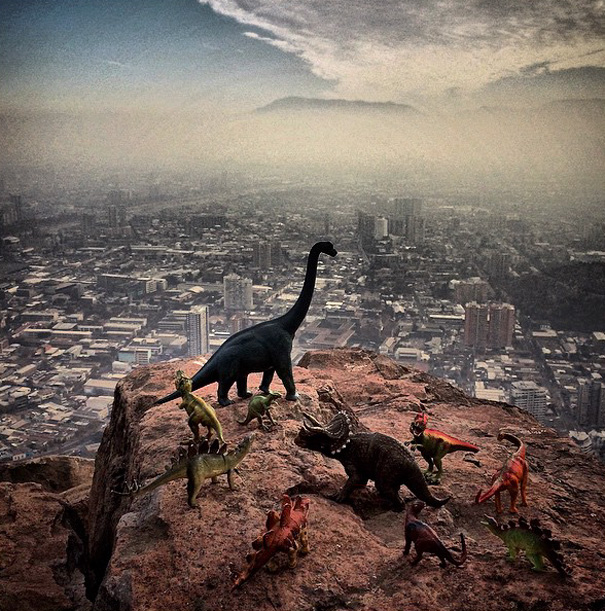 travel-photography-dinosaur-toys-dinodinaseries-jorge-saenz-1722.jpg