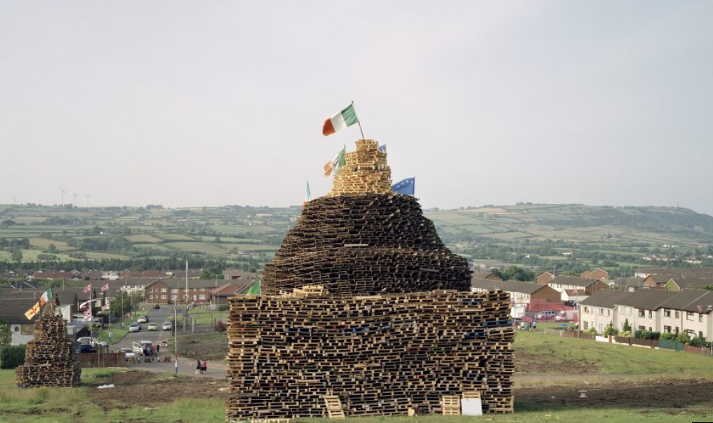 bonfires_philippe-grollier