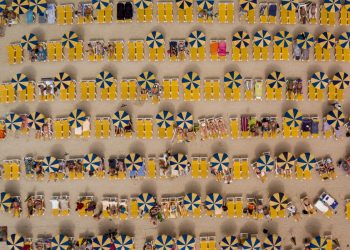 summer-camp-amadores-gran-canaria-spain-by-karolis-janulis