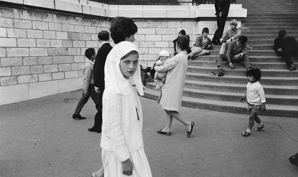 © Joel Meyerowitz_Paris, France, 1967_02.jpg