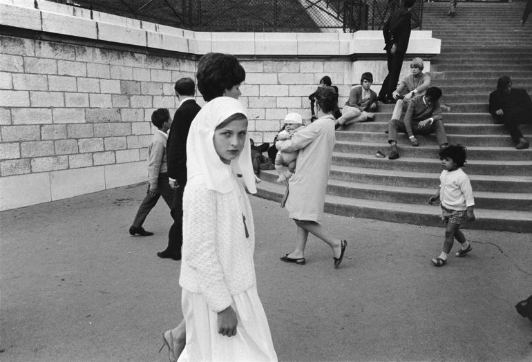 © Joel Meyerowitz, Paris, France, 1967