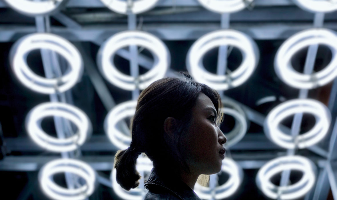 one-night-iphone_photo-3