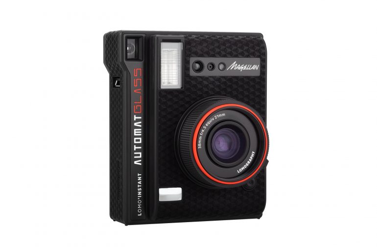 Lomo'Instant Automat Glass_quarter right