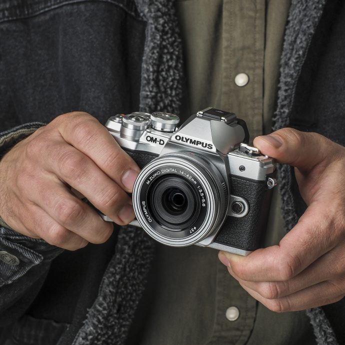 Olympus OM-D E-M10 Mark III Kit Avec Objectif M.Zuiko 14-42mm