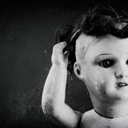 Julie Bretenet-kukla 1