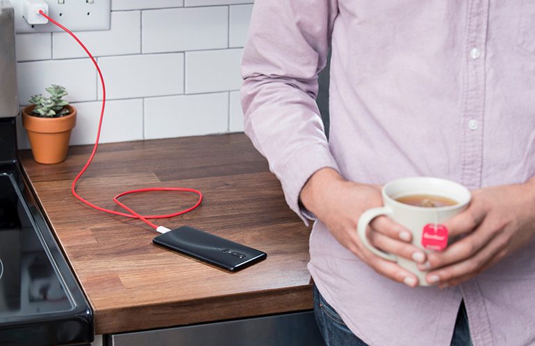 oneplus_6-Charging