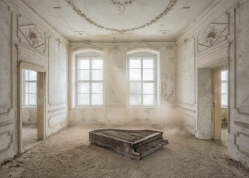 romain-thiery-architecture-urbex-exploration-urbaine-abandoned-places-lost-decay-artphotolimited-fineart-photography-photographe_-2-1