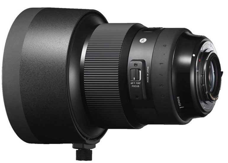 sigma-105mm-1-4-art-rear