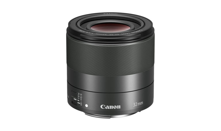 canon-ef-m-32mm-f14-stm-01-2000px