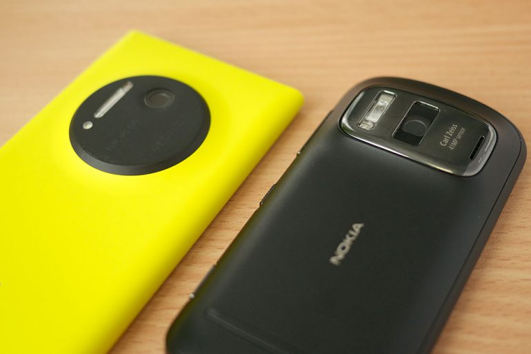 nokia-lumia-1020-808-pureview-01-1000px