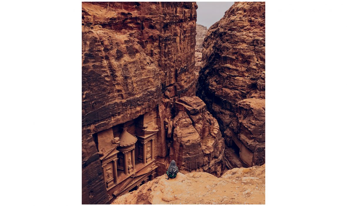 Shot-on-iPhone-Challenge-Announcement-Woman-in-front-of-Petra_big