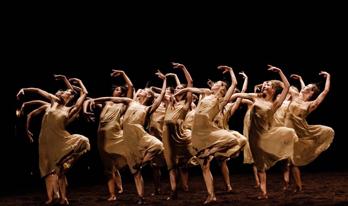 Le Sacre du printemps / Pina Bausch
