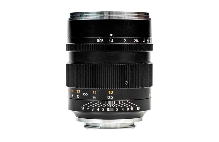 mitakon-speedmaster-50-mm-f-0-95-mark-III-2