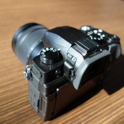 panasonic-lumix-G90-image-02