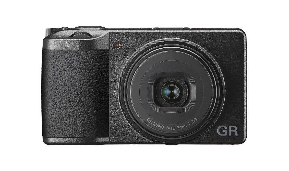 ricoh-gr-iii-01-2000px