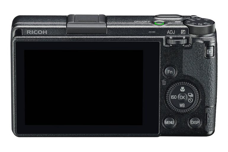 ricoh-gr-iii-02-1000px