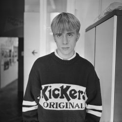 0211955b963130a2d47d1d4b882904fa4e2e7aed_2200