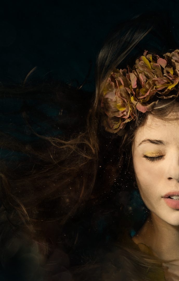 Alison-bounce-underwater3